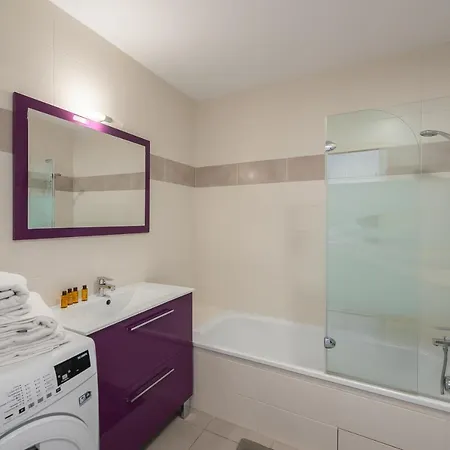 Les Loges Blanches: Cozy With Summer Multipass Option